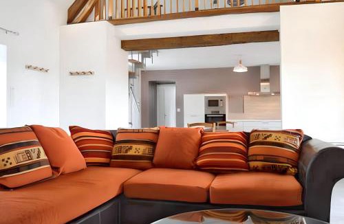 Saint-Pierre-de-Lamps House | Maison charmante à Levroux avec jardin et spa