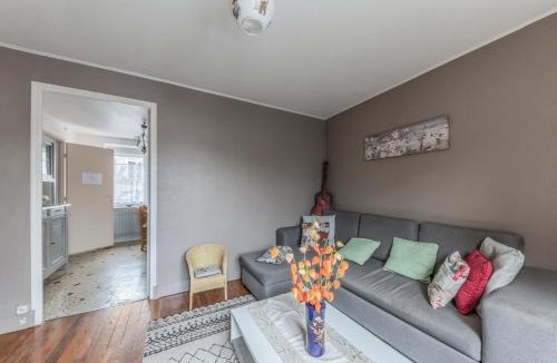 Bourbon-Lancy House | Maison conviviale à Bourbon-Lancy avec équipements modernes
