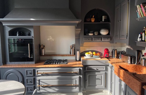 Colombes House | Maison Conviviale de Caractère