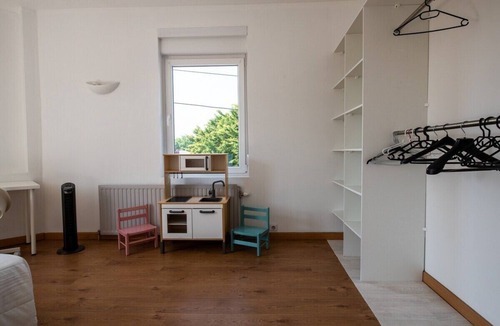 Croix House | Maison cosy 4 chambres, terrasse, garage privé