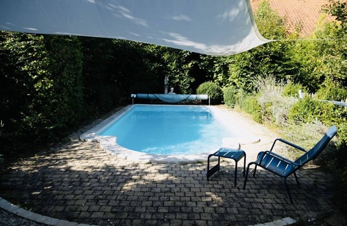 Crevecoeur-sur-lEscaut House | Maison de Vacances Avec Piscine à la Campagne Proche Abbaye de Vaucelles et A26