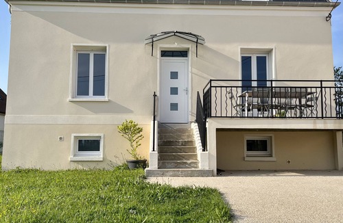 Villeneuve-Saint-Denis House | Maison de Charme à 5 min de Disney Paris
