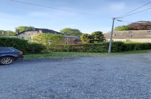 Bousignies-sur-Roc House | Maison de Campagne en Pierre Bleue-wifi et Parking