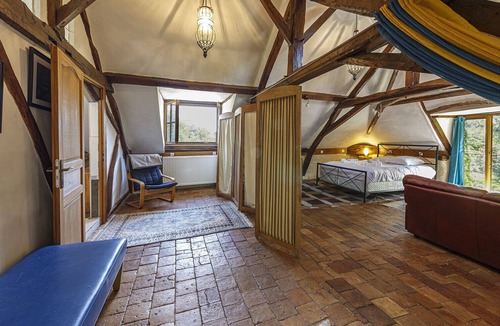 Gennes-sur-Glaize House | Maison de campagne avec piscine à 30min de Laval