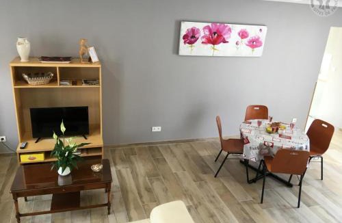 Aniche House | Maison Douaisis pour 4 pers avec jardin, terrasse, parking sécurisé et proche tramway - FR-1-510-134