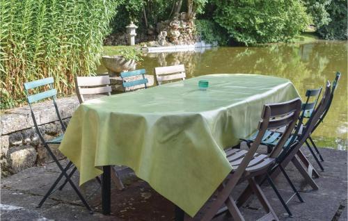 Beaumontel House | Maison Du Lac