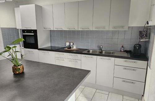 Montigny-en-Gohelle Villa | Maison familiale, 3 chambres, jardin et parking privé