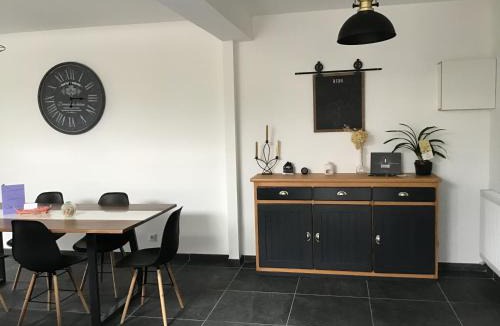 Chauny Apartment | Maison Gali