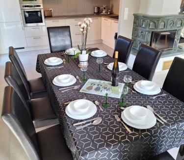 Wintzenheim House | Maison individuelle, 10 minutes de Colmar 4 chambres - 8 personnes - 2 sdb