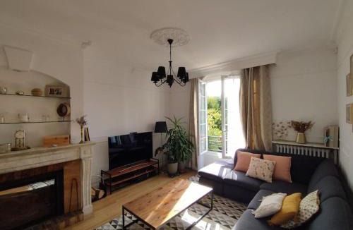 Lagny-sur-Marne Villa | Maison Jardin Jacuzzi proche Disney