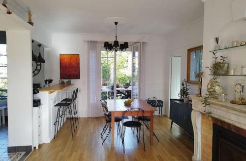Lagny-sur-Marne Villa | Maison Jardin Jacuzzi proche Disney