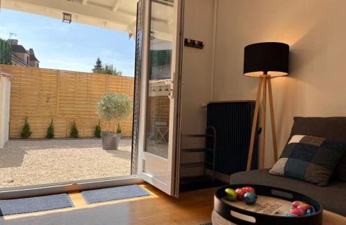 Champs-sur-Marne House | Maison La Belle Endormie- Disneyland et Paris
