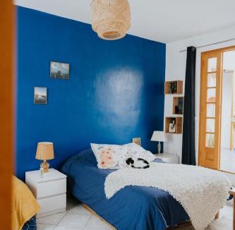 Villeneuve-les-Genets Bed & Breakfast | Maison La Pomaré