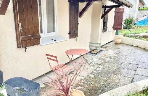 Mantes-la-Jolie House | Maison La Palmeraie - Jardin au calme, gare à 5 min