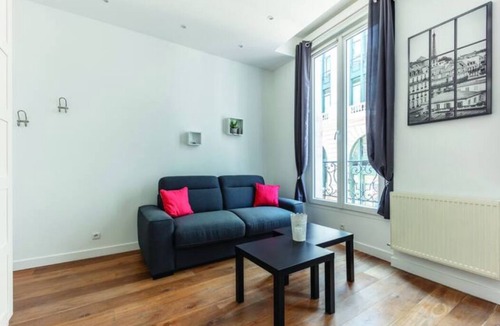 Bonne-Nouvelle Apartment | MAISON LE BAC APT. 103A
