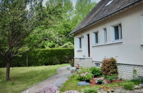 Buthiers House | Maison Lumineuse et Spacieuse en Forêt