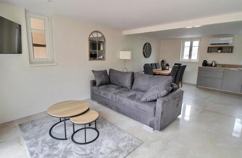 Geispolsheim House | Maison rénovée avec 3 chambres, terrasse et parking, à 17 min de Strasbourg - FR-1-722-5