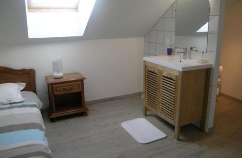 Urcay House | Maison rénovée près de la Forêt de Tronçais, grand jardin, cheminée, wifi, animaux acceptés - FR-1-489-128