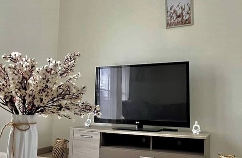 Crevecur-le-Grand House | Maison Spacieuse de Lila Avec 3 Place de Parking