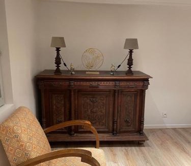 Montdauphin House | Maison vintage à Montdauphin