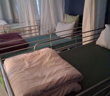 Cite Paul Eluard House | Male shared room daily stay from 8pm-10am