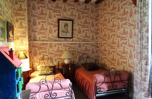 Angiens House | Manoir de Roquefort, calm and serenity at 5 km from the sea