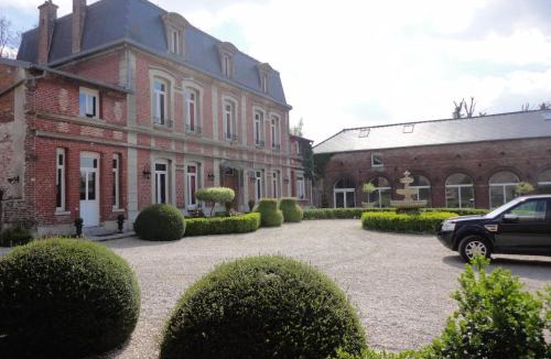 Masnieres House | Manoir le Louis XXI