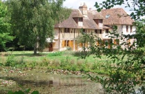 Fervaques House | Manor from Normandy (17th century), "4 epis" Gîtes de France, natural setting