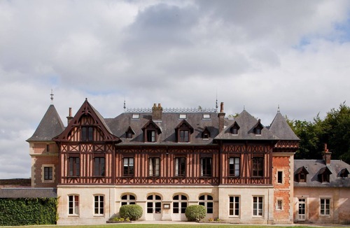 Silly-en-Gouffern House | Manor house in the heart of a vast forest estate