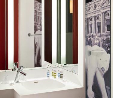 Vivienne Hotel | Mercure Paris Opera Louvre