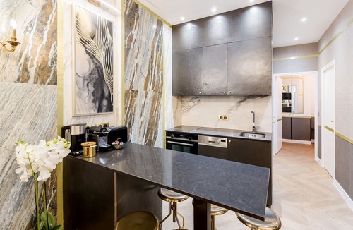 Faubourg Saint-Germain Apartment | Merveil - Luxury Suite - Tour Eiffel - Laos