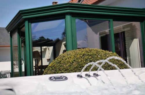 Saint-Quentin-en-Tourmont House | MIL ROSES EN BAIE SLEEPS 9 WITH JACUZZI NEAR MARQUENTERRE