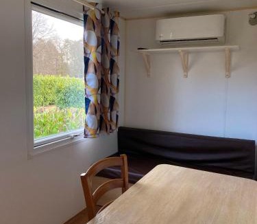 Angicourt Other | Mobil-home mitoyen 1 chambre