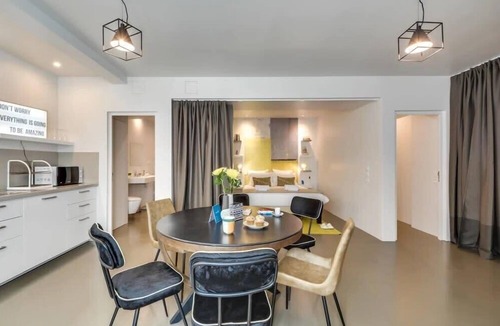 Quartier Sainte-Avoye Apartment | Modern and eclectic 3BD duplex in Le Marais!