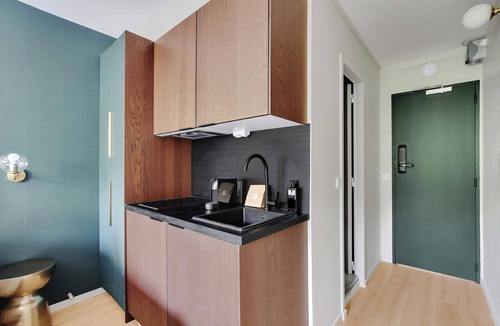 Meudon-la-Foret Apartment | Modern "green Suites" Residence - Meudon/velizy