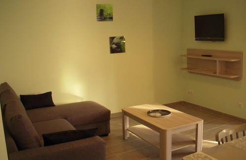 Maisons-en-Champagne Cottage | Modern rural cottage located in the Marne near Vitry le François.