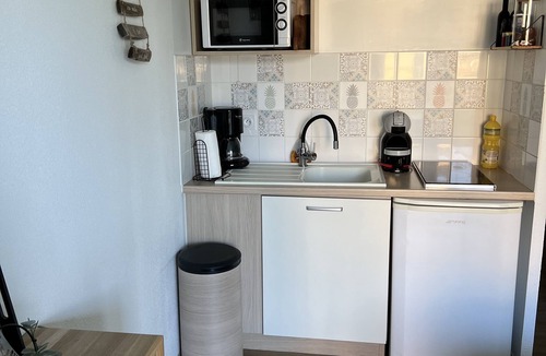 Equemauville Apartment | modern studio with pool near Honfleur