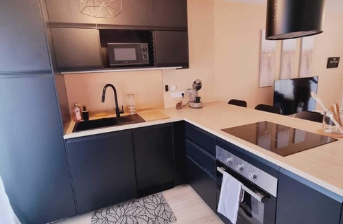 Neauphle-le-Chateau Apartment | New duplex with parking