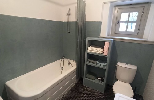 Tournus Apartment | Nice apartment with all comforts in a residence, a stone's throw from the town center.