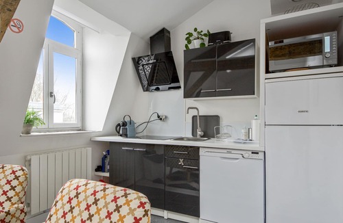 Saint-Maurice Pellevoisin Apartment | Nice flat in Lille-Europe nearby the Old City - Welkeys