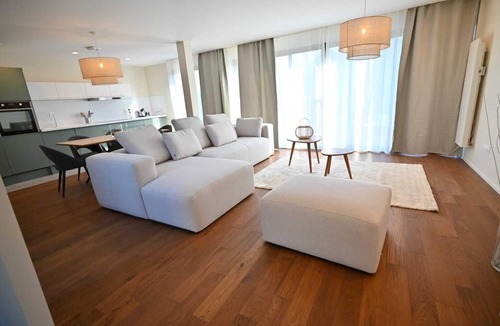 Milly-la-Foret House | Nomad house 1 with 3 bedrooms, Jacuzzi center of Milly La Forêt !