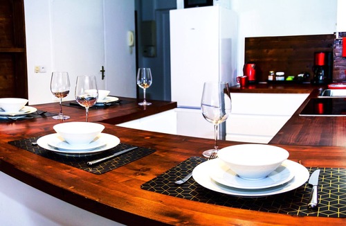 Noisy-le-Sec Apartment | Nouveau MKI Design Disney+ Proche Paris