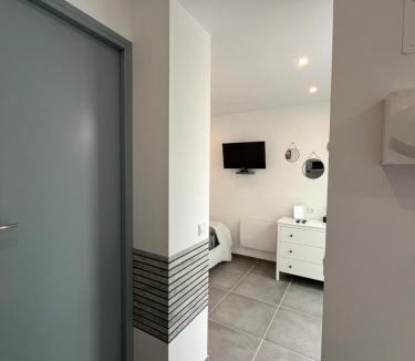 Gare Apartment | Onyx d'Opale