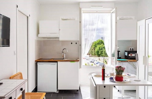 Stains Apartment | Paris Tourist Apartment, France, Private Stay for you and Your Family ?