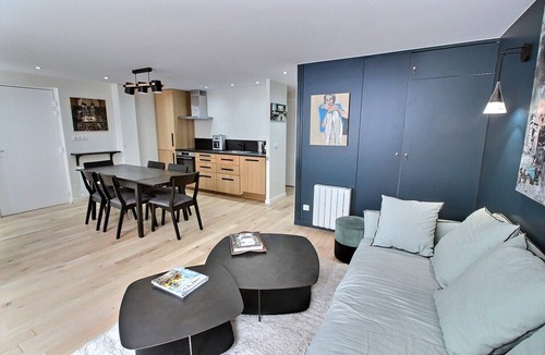 Quartier Saint-Ambroise Apartment | Parisian Home|211053|2 chambres|Marais - Bastille