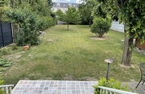 Morsang-sur-Orge House | Pavillon Indépendant 70m2 Avec Véranda et Jardin