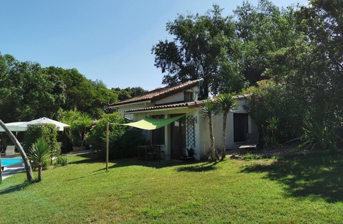 Saint-Pargoire Bed & Breakfast | Petit Mas - Domaine à L'Aise