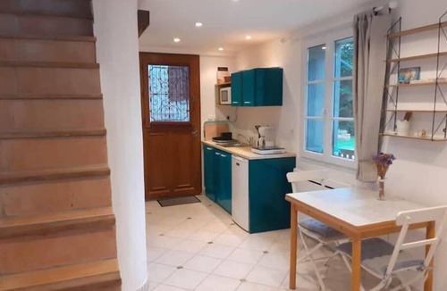 Conde-Sainte-Libiaire House | Petite Maison Duplex Indépendante