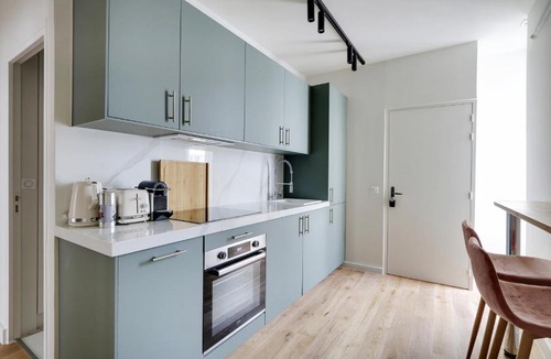 Quartier de la Porte-Saint-Denis Apartment | Pick A Flat's Apartments in Opéra - Rue d'Hauteville