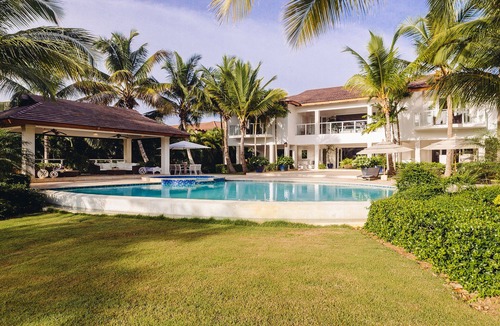 Saint-Martin-sur-le-Pre Villa | Please Inquire Before Booking – Luxury Villa